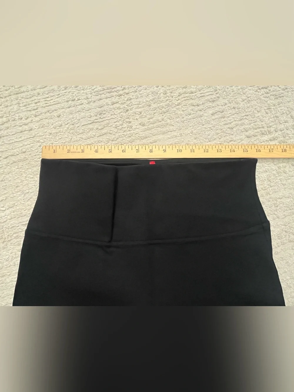 Spanx Ankle Length Ponte Leggings - Picture 7 of 10